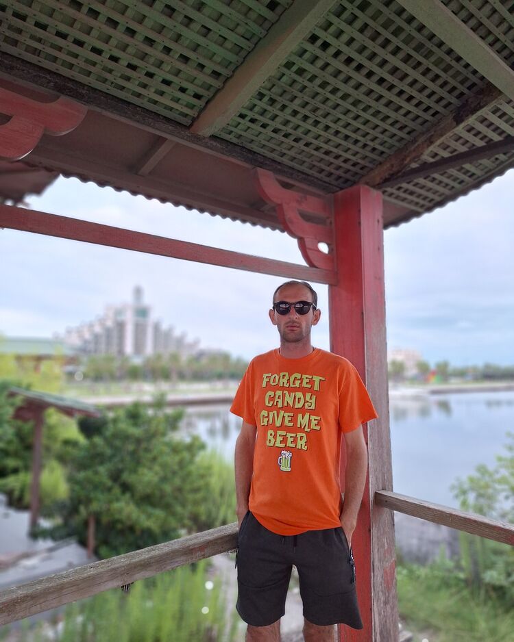  ,   Thomas, 27 ,   ,   