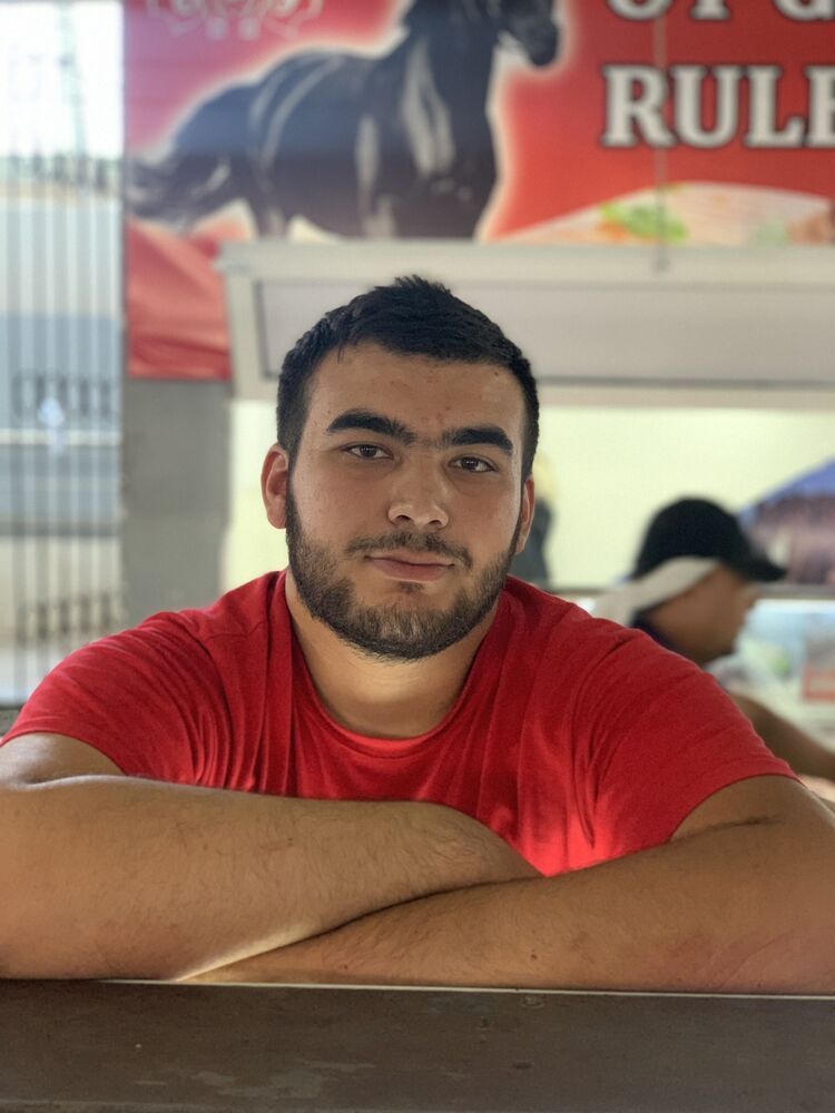  ,   Bohodir, 25 ,   ,   