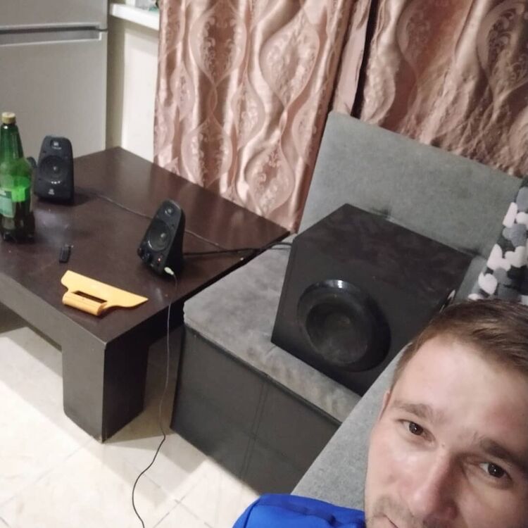 22581424  , 38 ,    