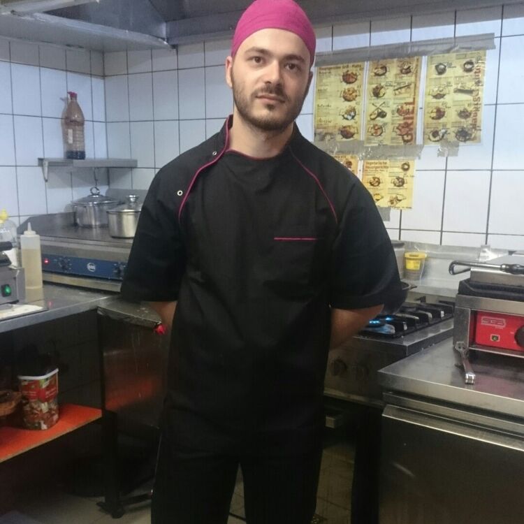  8976434  Apostol, 35 ,    