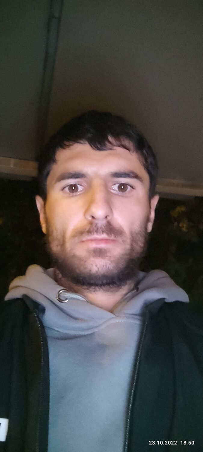  ,   Toni, 34 ,   ,   , c , 