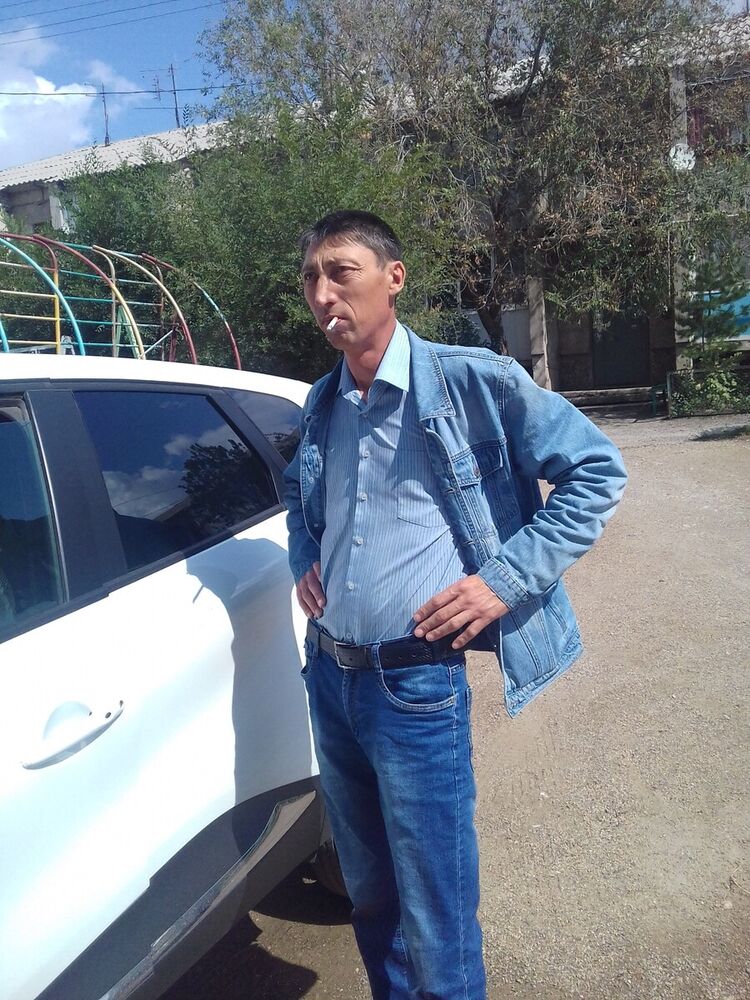  21221204  Tahir, 51 ,    