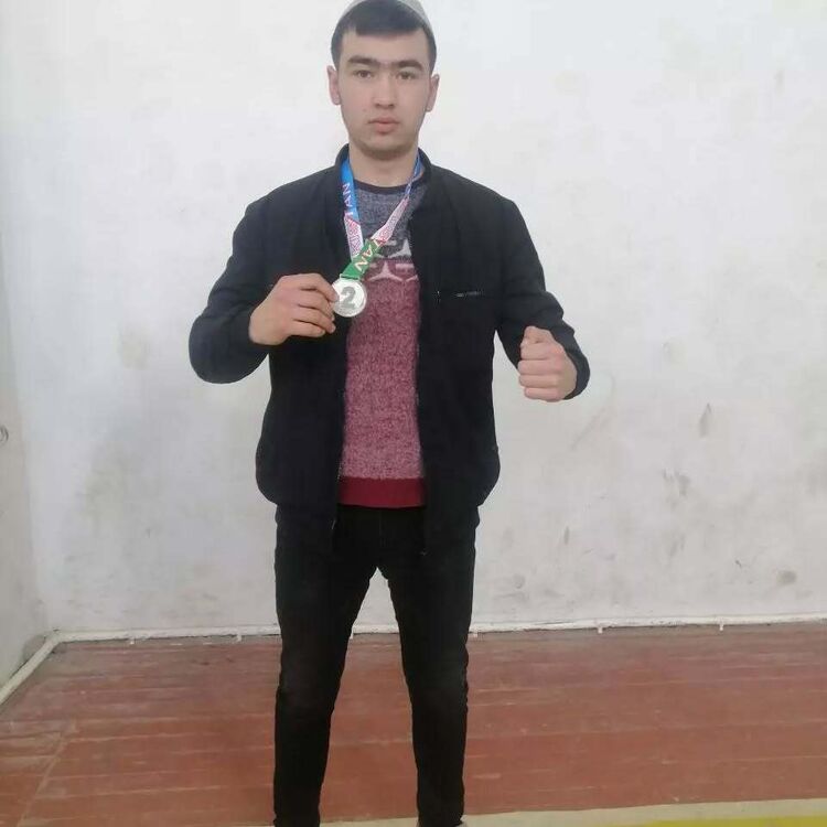  ,   Azizbek, 21 ,   ,   