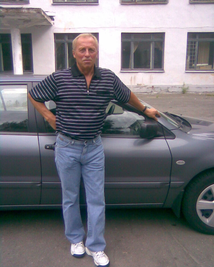  22624294  Victor, 69 ,    