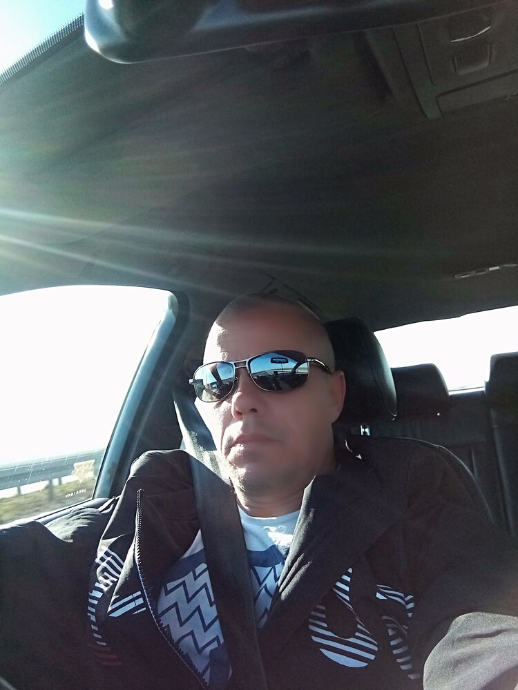  38609104  Zoran, 45 ,    