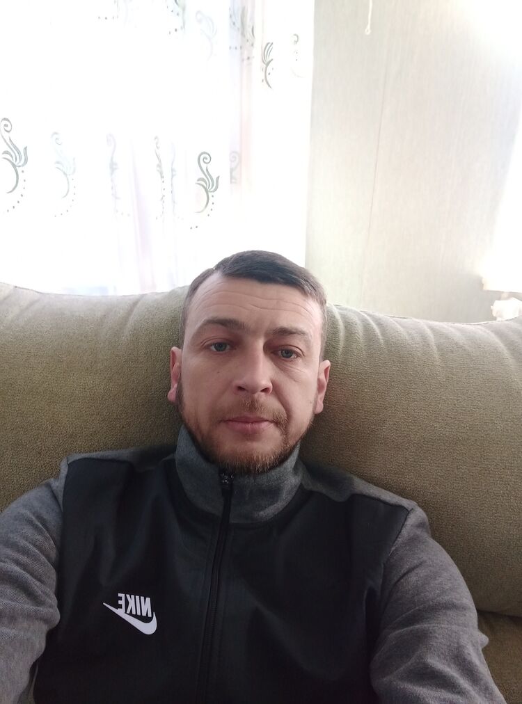  41735314  , 44 ,    