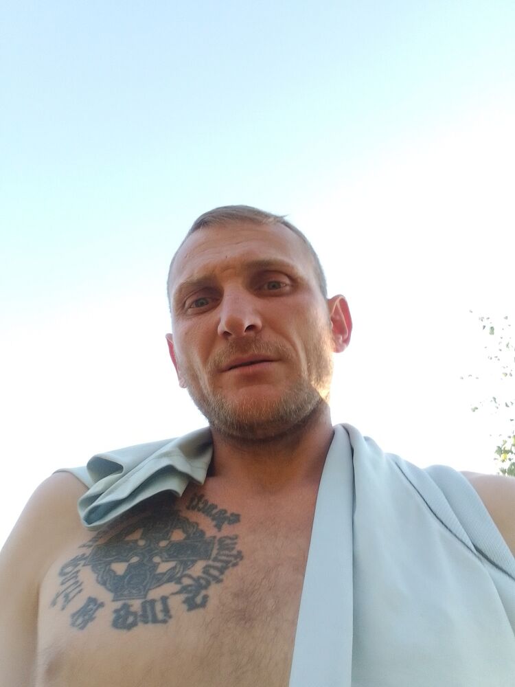  29196734  Vladimir, 37 ,    
