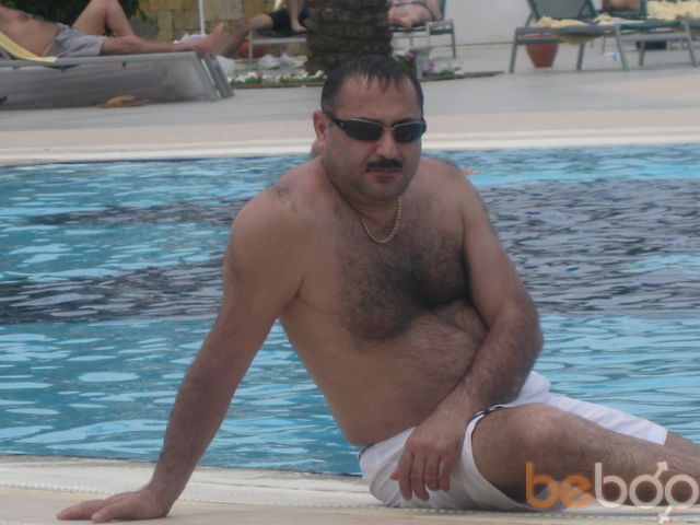  1052154  Vuqar, 50 ,    