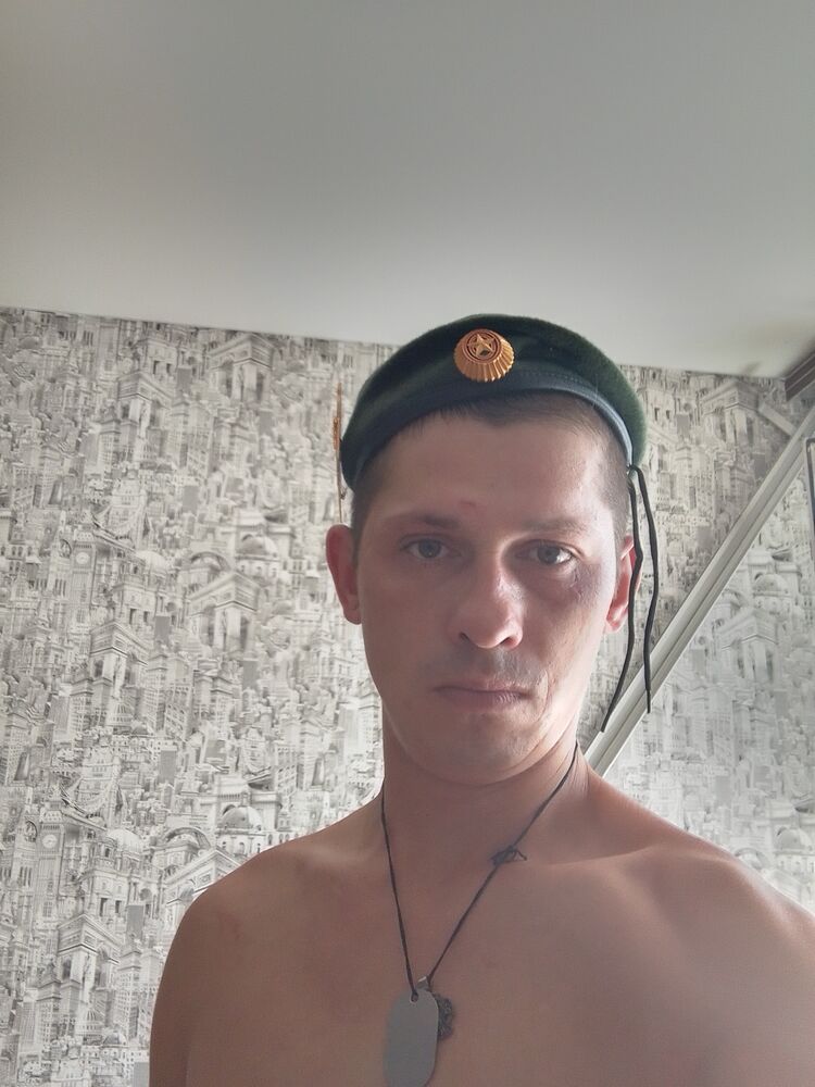  37073914  , 33 ,    