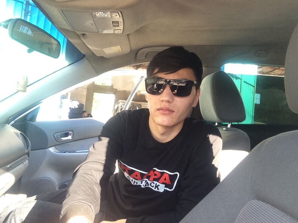  ,   Zainur, 31 ,   ,   , c 