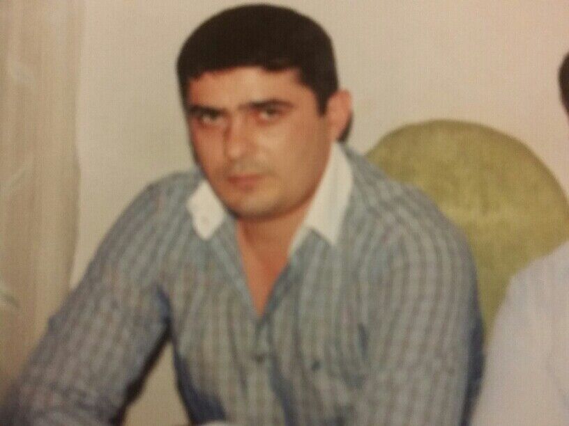  20628624  Aleks, 47 ,    