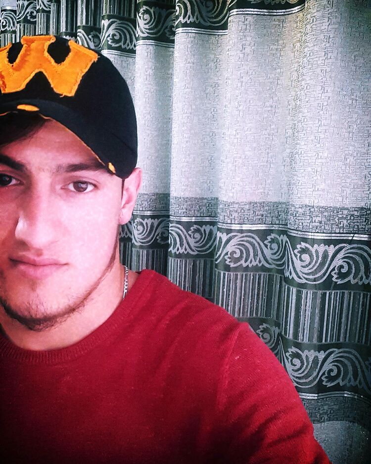  ,   Farid, 26 ,   ,   , c , 