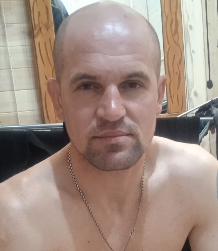  33135454  , 37 ,    
