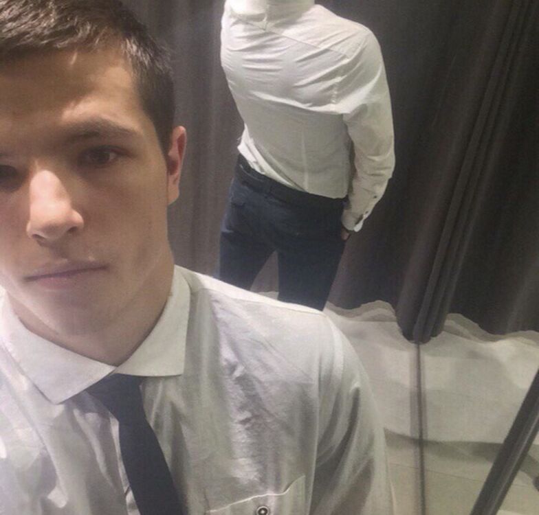  52068324  , 21 ,    --