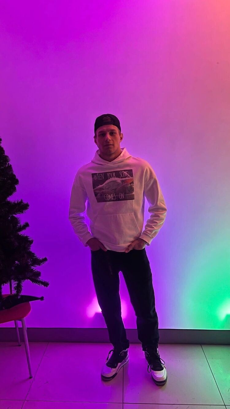  ,   , 29 ,   ,   