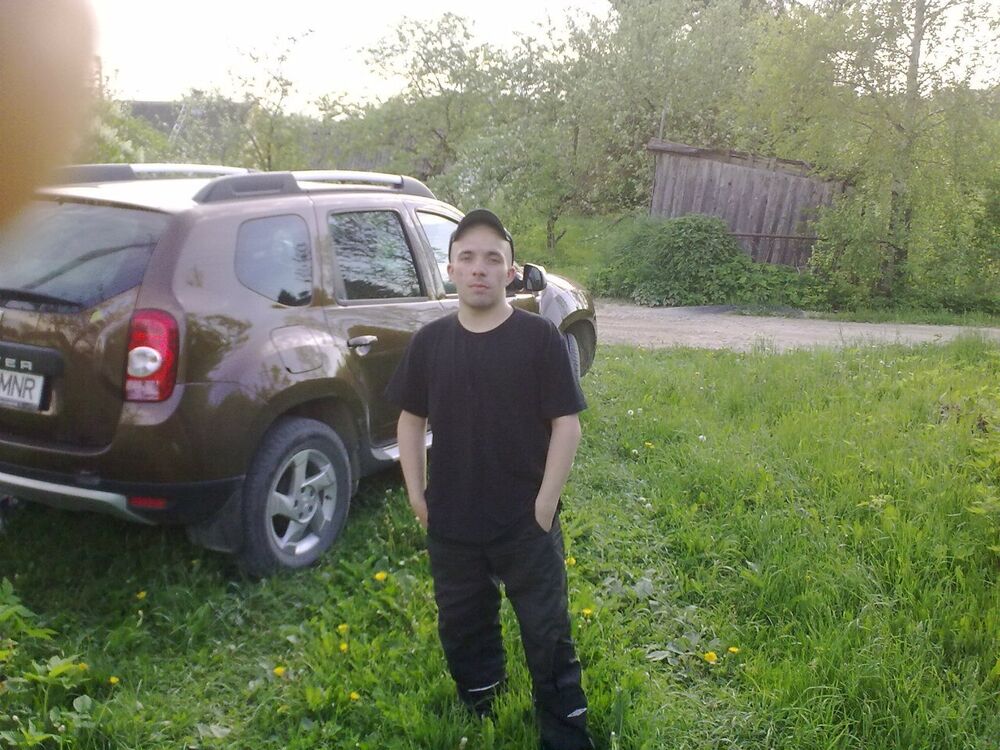  ,   Artur, 34 ,   ,   