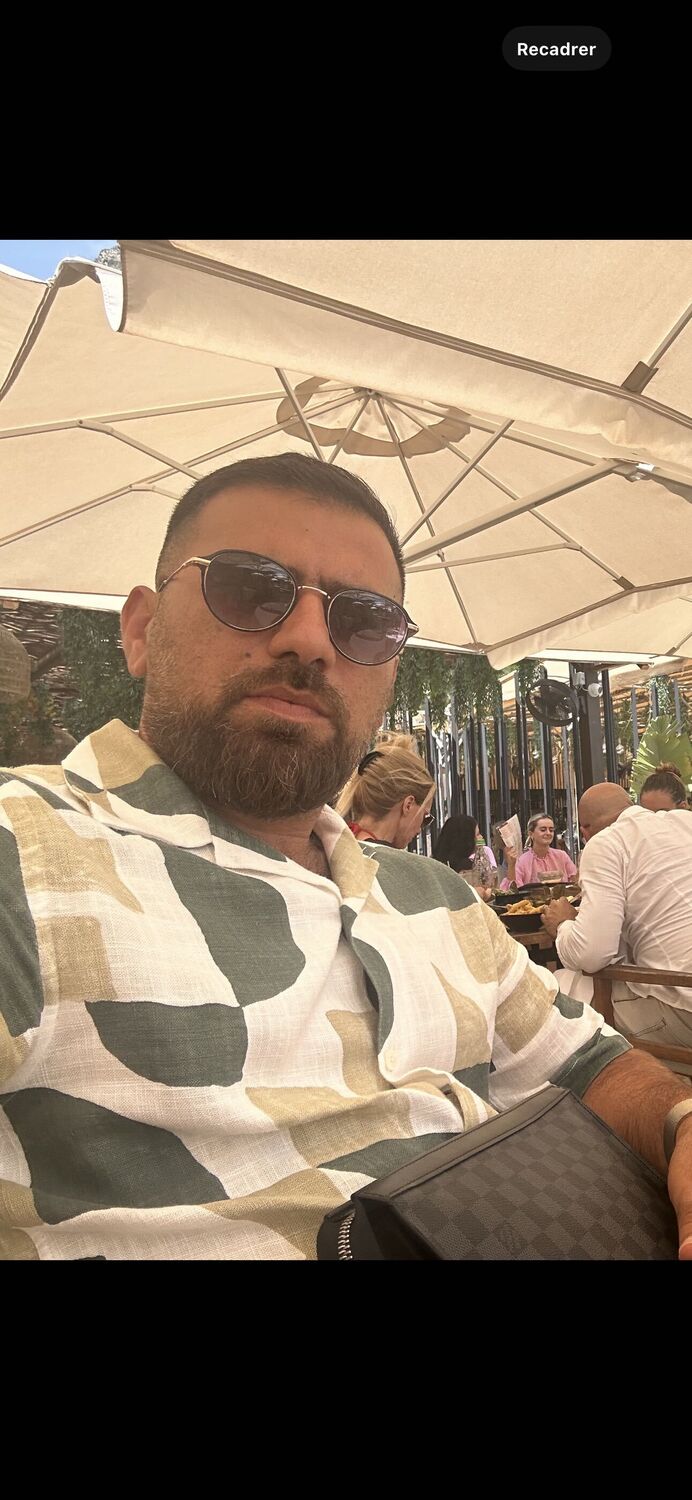  Saint-Laurent-de-Mure,   , 37 ,   ,   