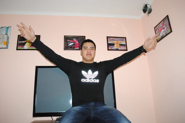  4776904  0700474700, 33 ,    