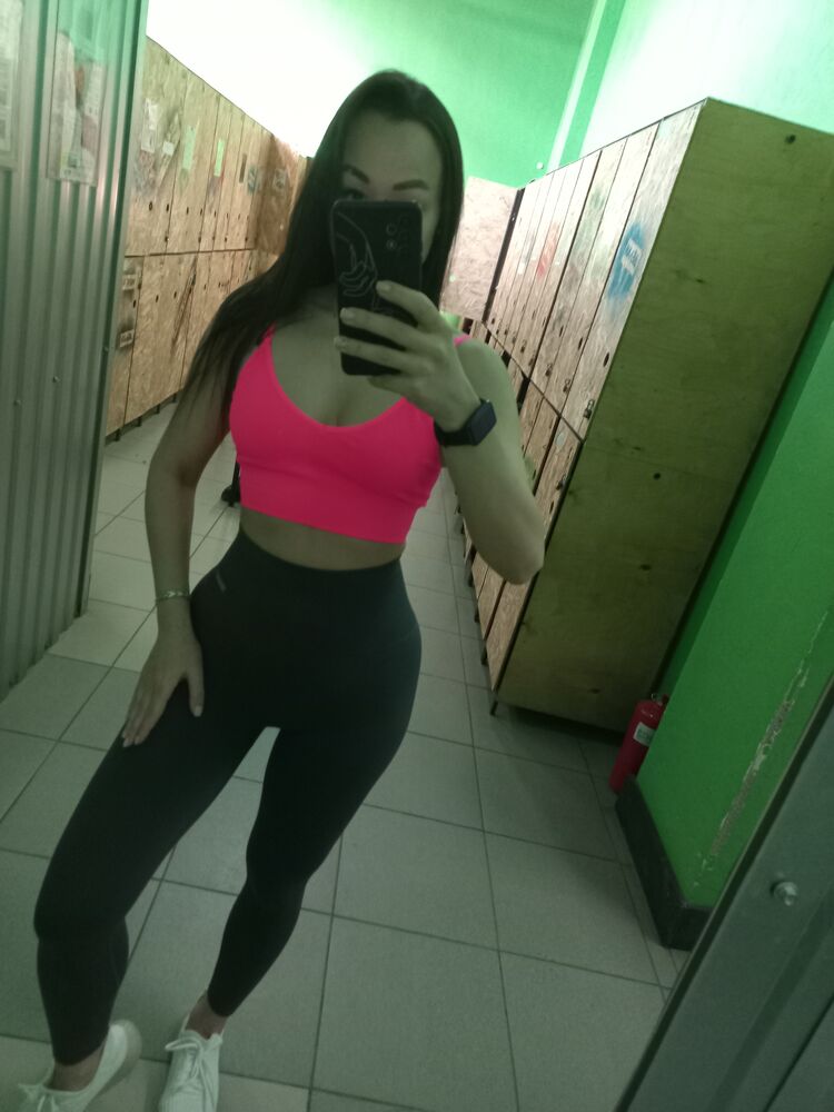  47180684  Saltanat, 28 ,    