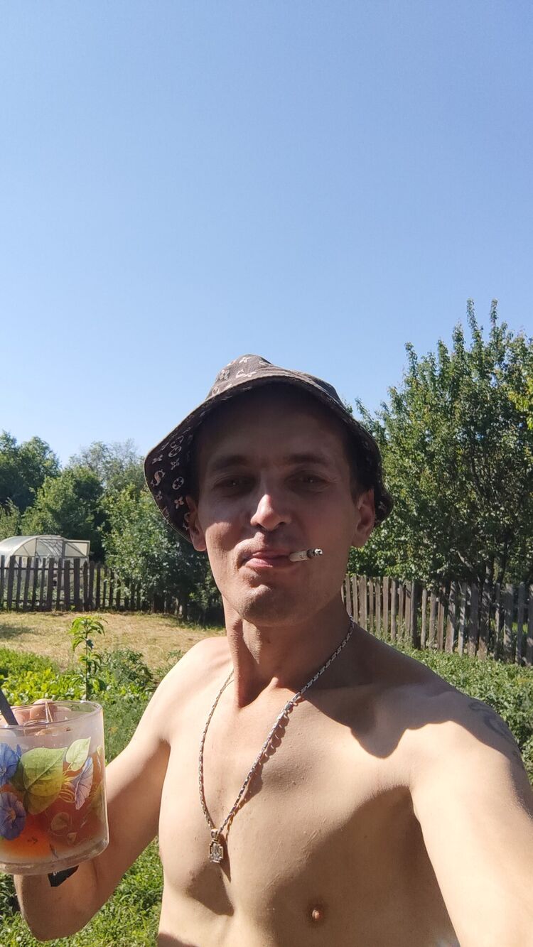  28028564  , 39 ,     