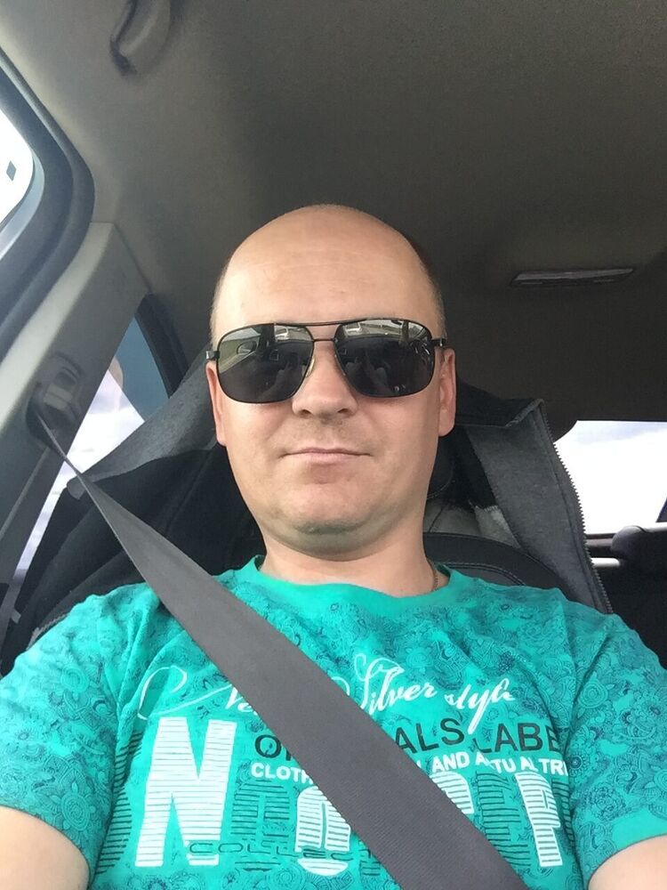  27852694  , 37 ,    