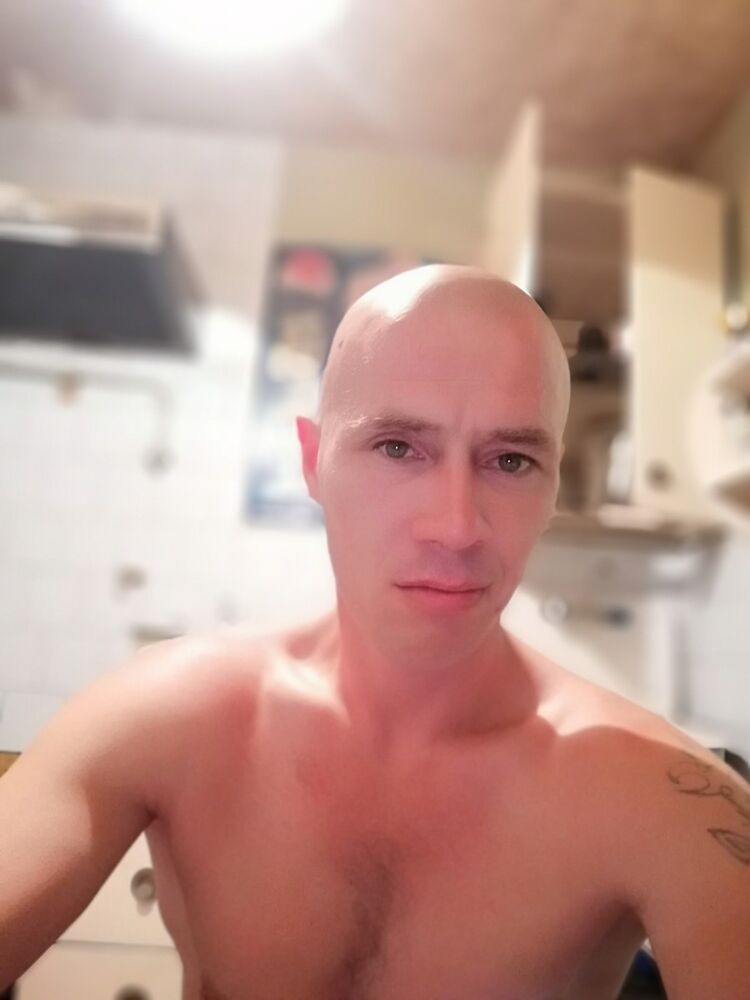  18168294  Sasha, 41 ,    