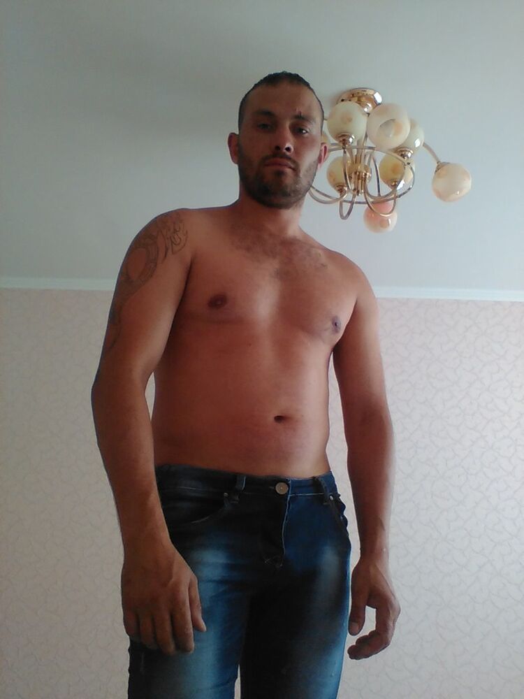  ,   Alex, 37 ,   ,   , c 