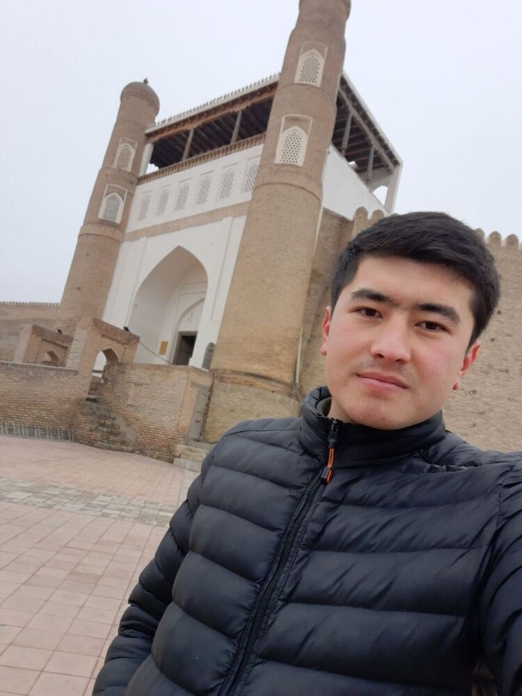  54481704  Elbek, 26 ,    