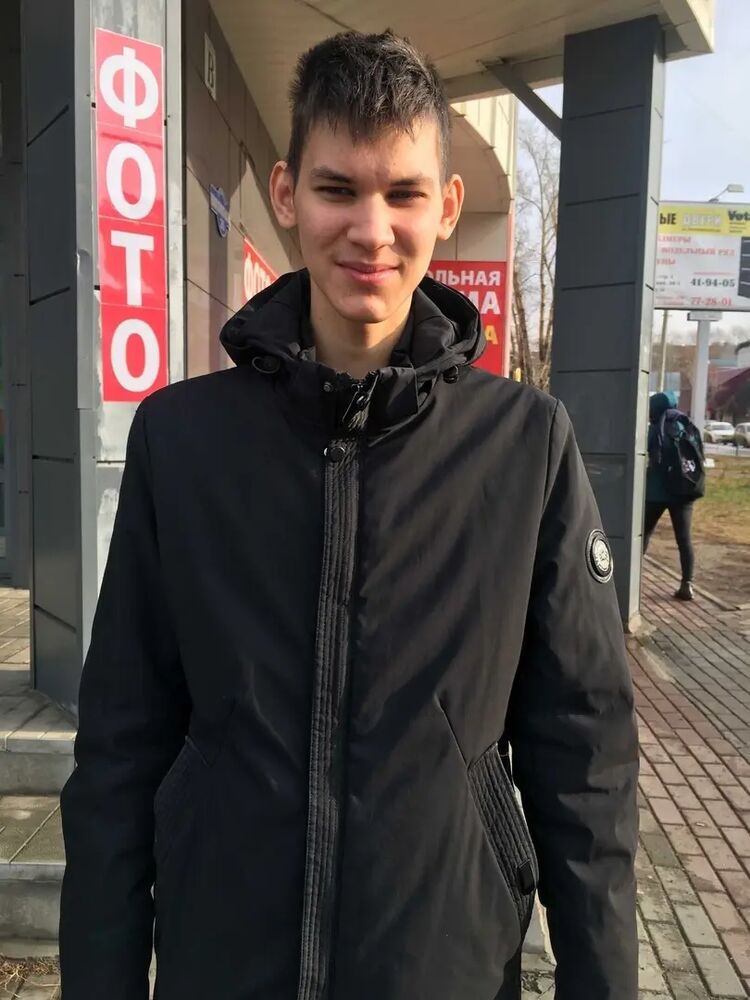  22665284  Alexey, 22 ,    