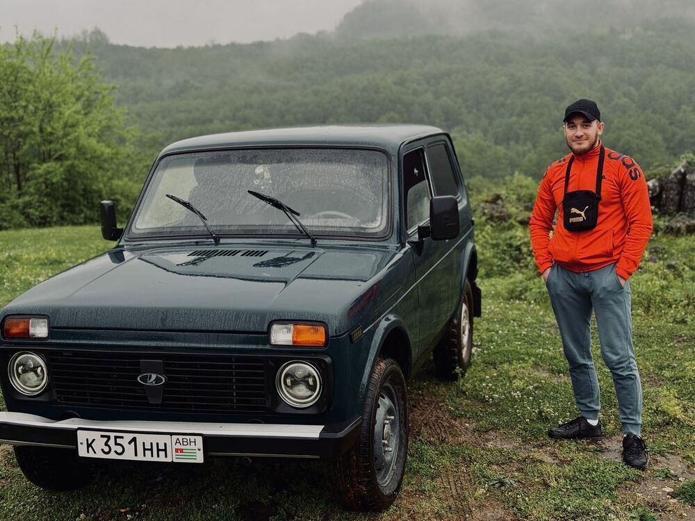  54172444  Viktorviktor, 27 ,    