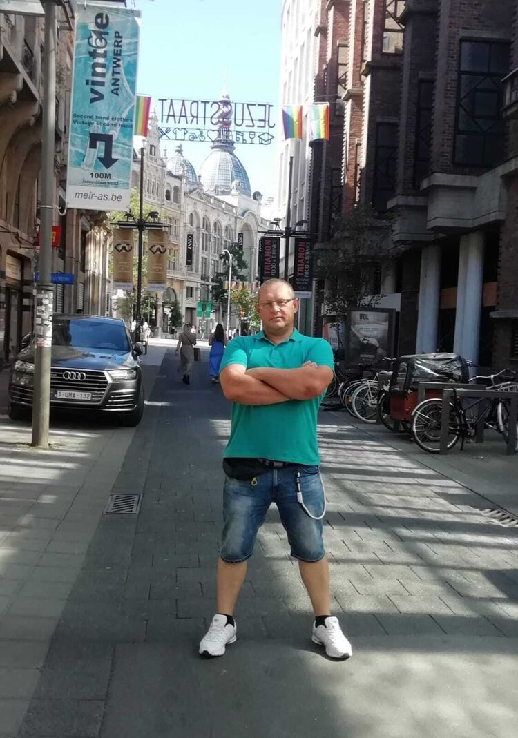  29117804  Henadzi, 39 ,    Antwerp