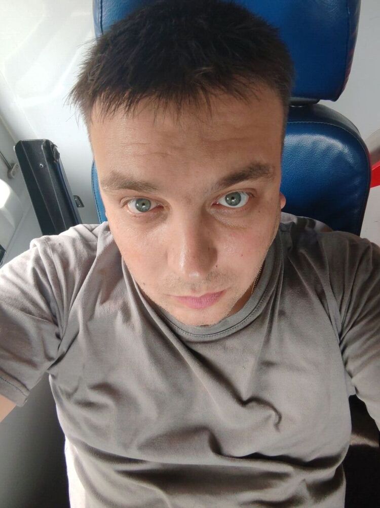  44360764  , 31 ,     