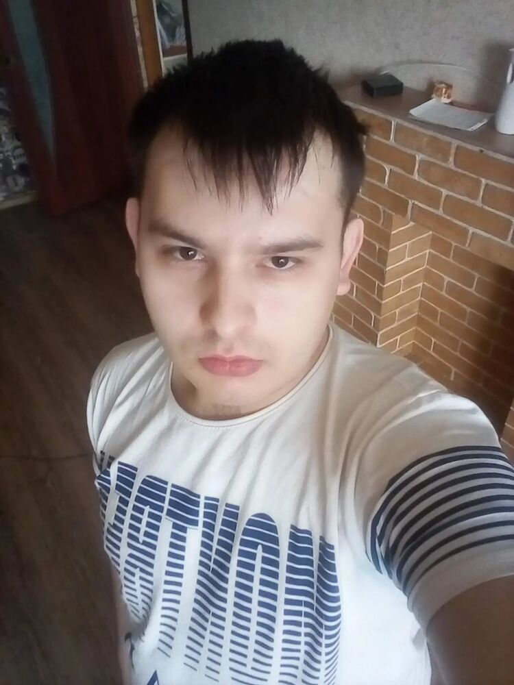  ,   Denis, 32 ,   ,   , c 