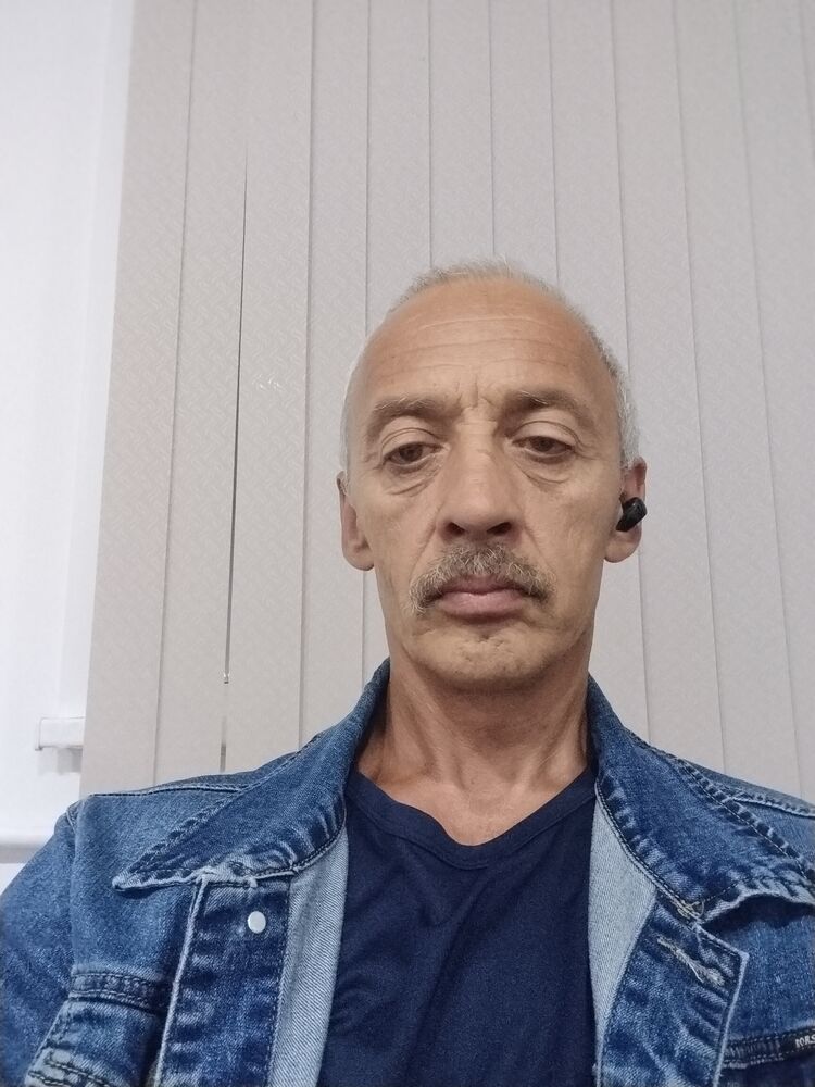  45682384  , 53 ,    
