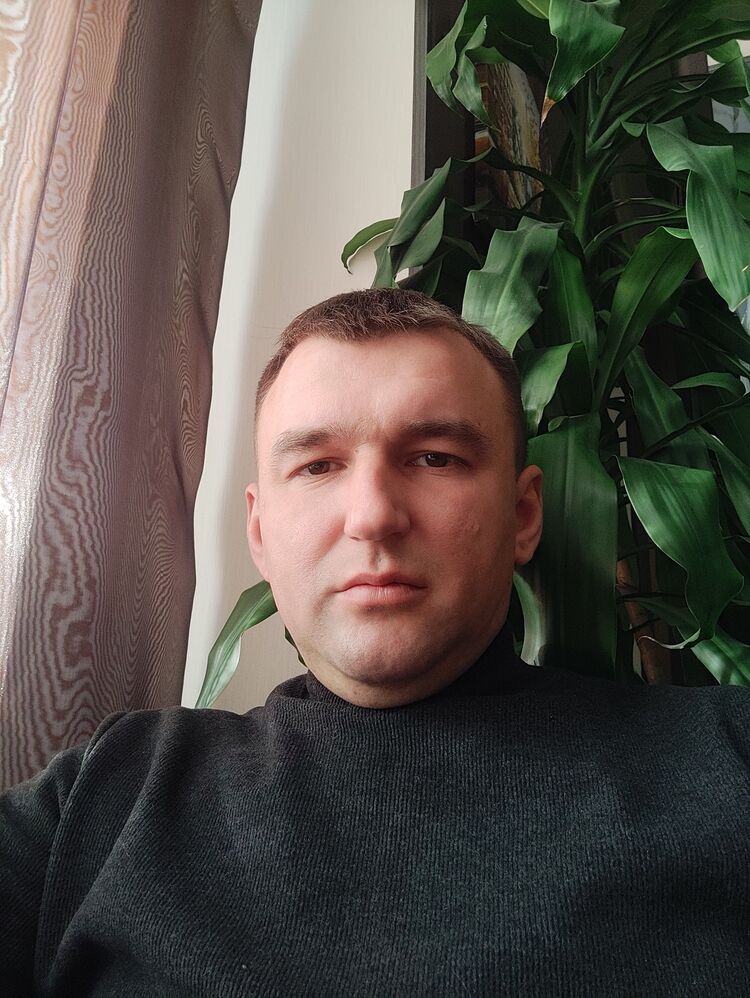 ,   Alex, 38 ,   ,   