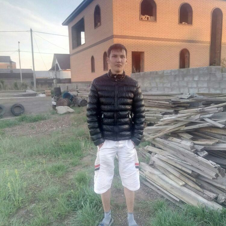  17785804  , 37 ,    