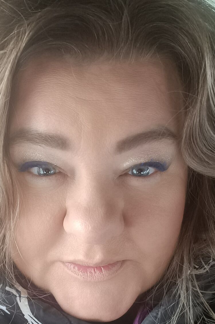  49624484  OkSaNa, 47 ,    