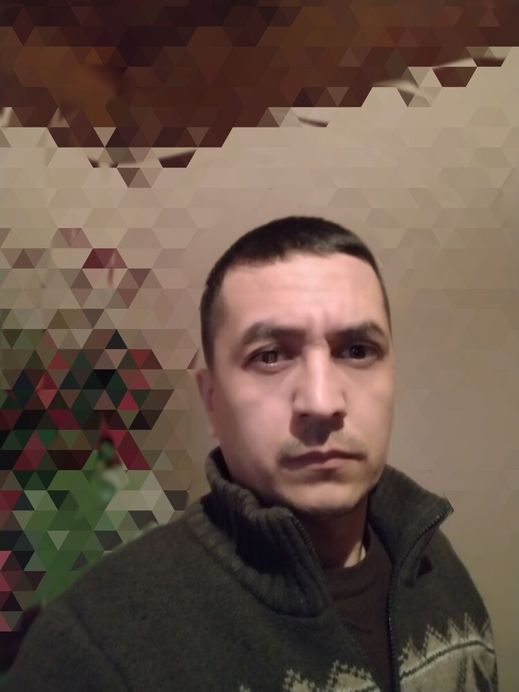  20743104  Bahodir, 45 ,    