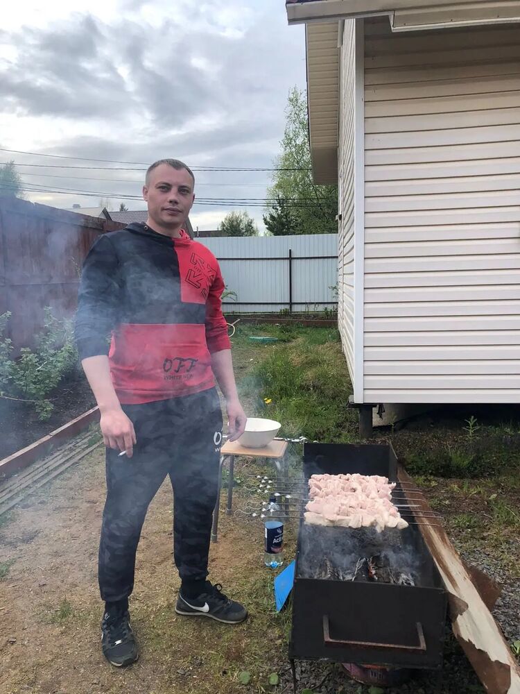  27827314  Maxim, 33 ,    