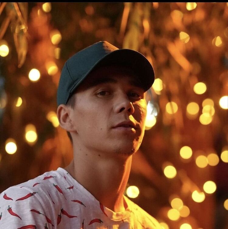 ���� 35603184 ������� Emir, 31 ���, ���� ���������� � �������