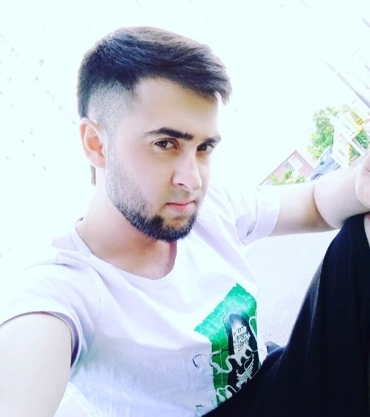  27160584  , 24 ,    