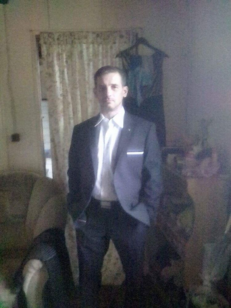  24293714  Piotr, 53 ,    