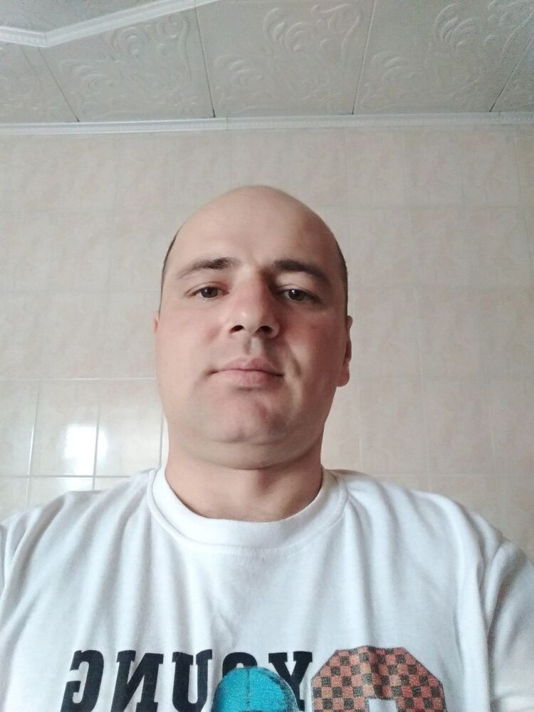  ,   Victor, 41 ,   ,   , c 