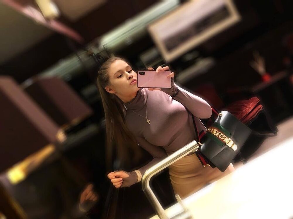  24079414  Oksana, 26 ,    