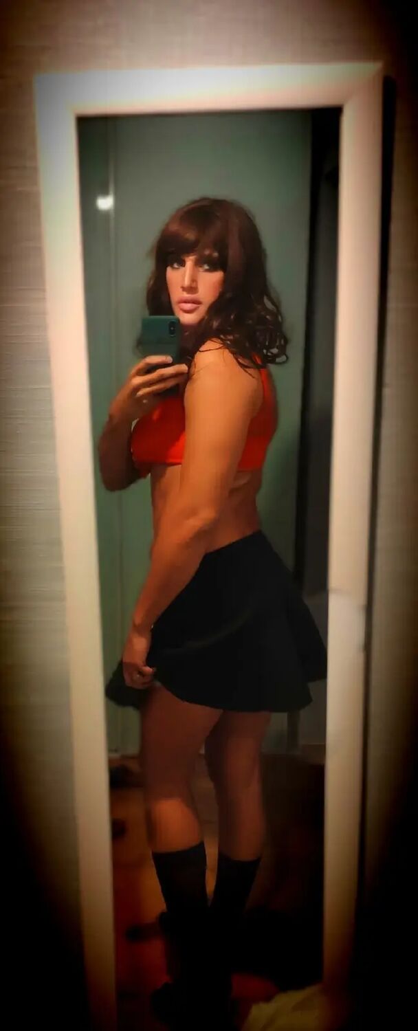 ,   Smirnova, 33 ,   ,   , c , 
