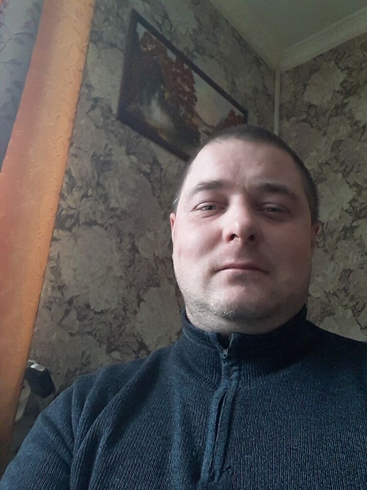  ,   Andrej, 37 ,     , c , 