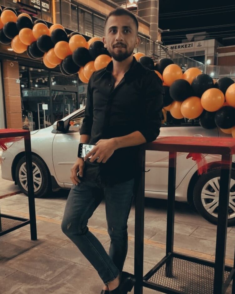  Budva,   Ivan, 30 ,   ,   
