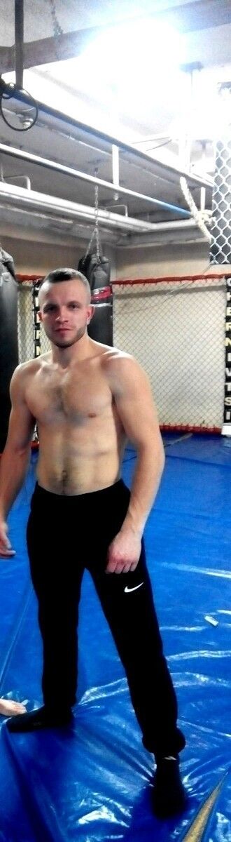  14543664  Oleksandr, 31 ,    Bielany Wroclawskie
