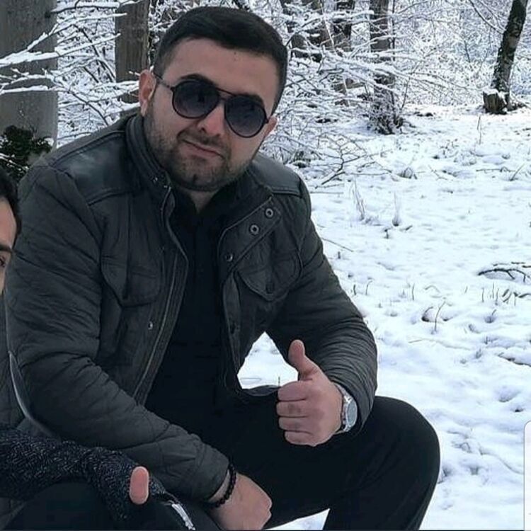  54372634  Kenan, 40 ,    