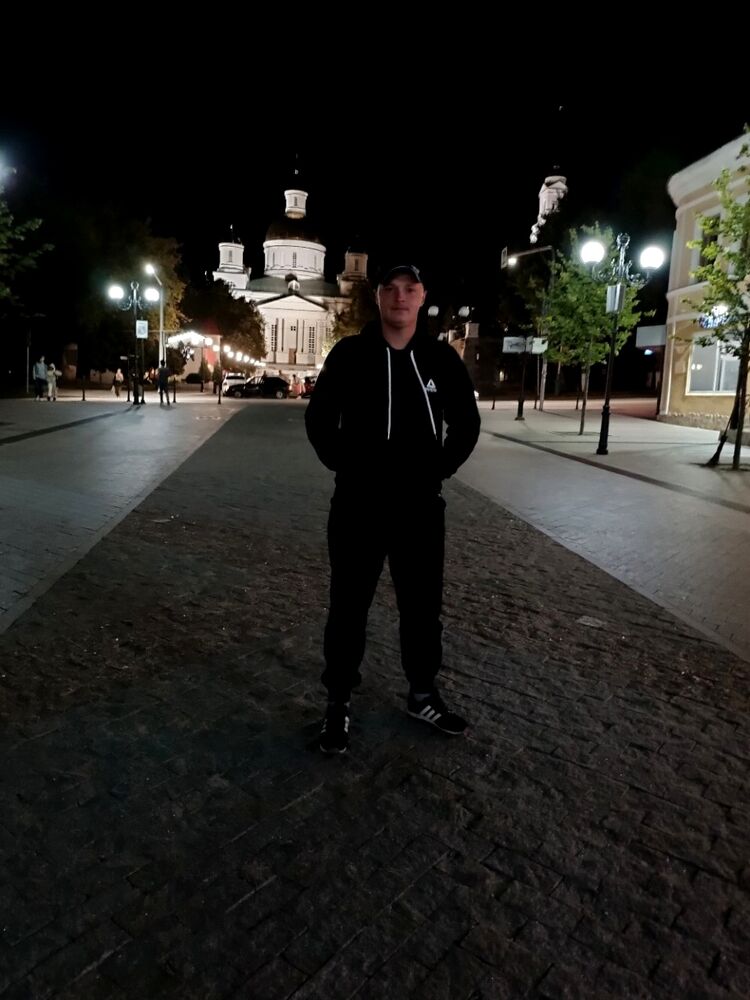  53011594  Vacheslav, 33 ,    